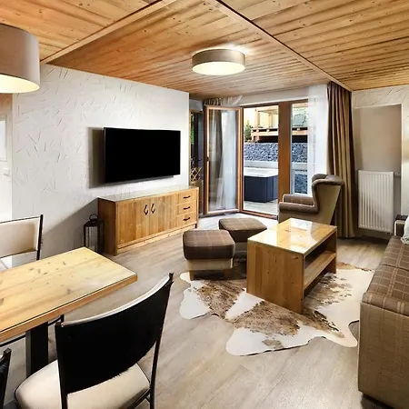 - Demaenovka Jasna *